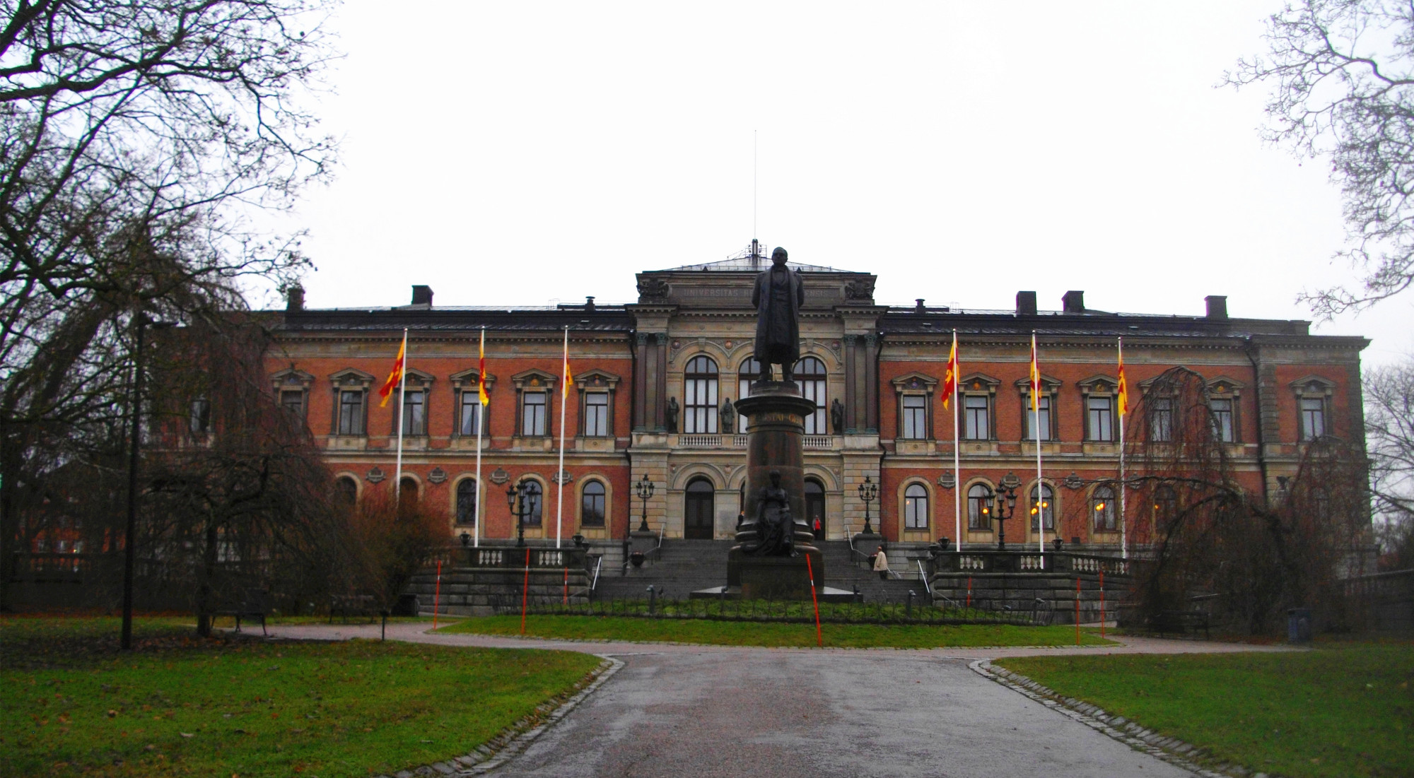 原创这五个本科专业的就业并没有你想象中的那样美好