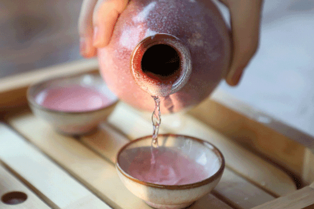 今日发生在湿地公园的一幕爱喝酒的威远人都看看