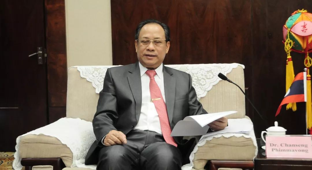 老挝科技部副部长展翔·匹马翁展翔·匹马翁对广西科技厅给予老挝