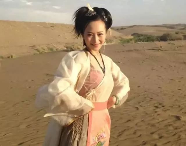 老酒馆曲栅栅剖析丈夫黄海波让我想起了马伊琍和文章