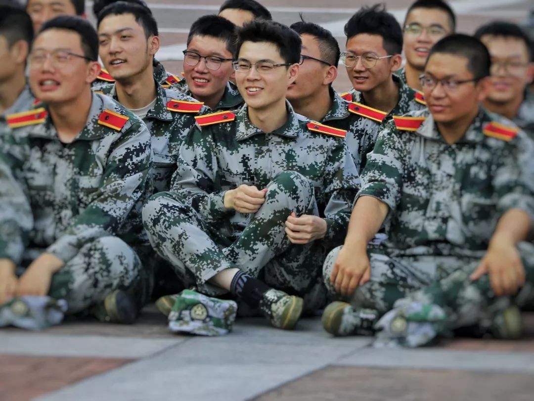 中南大学2019军训一年好景君须记
