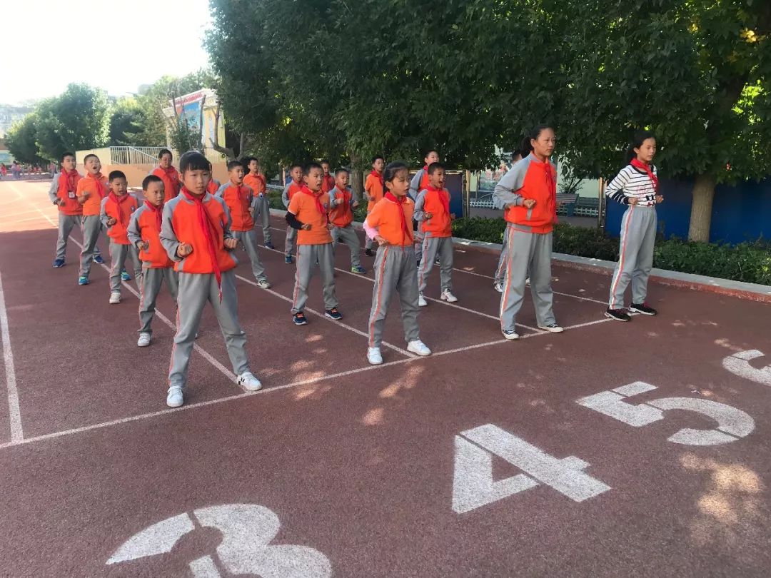 阿勒泰市实验小学多样社团精彩无限
