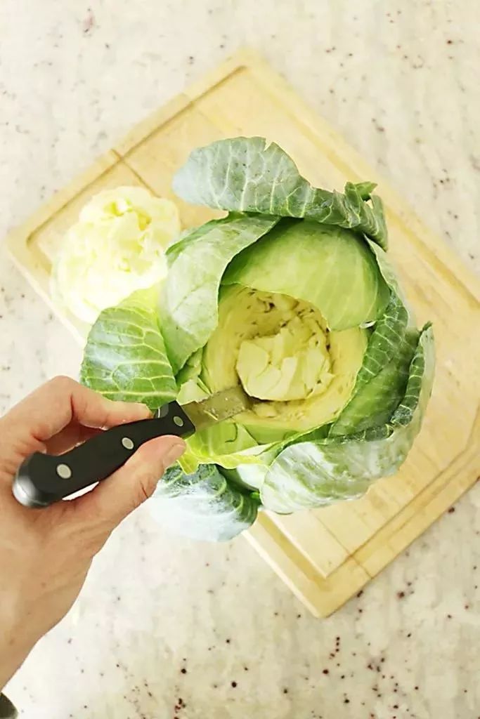 她在西瓜里挖了个洞直接搬到婚礼上去了太漂亮