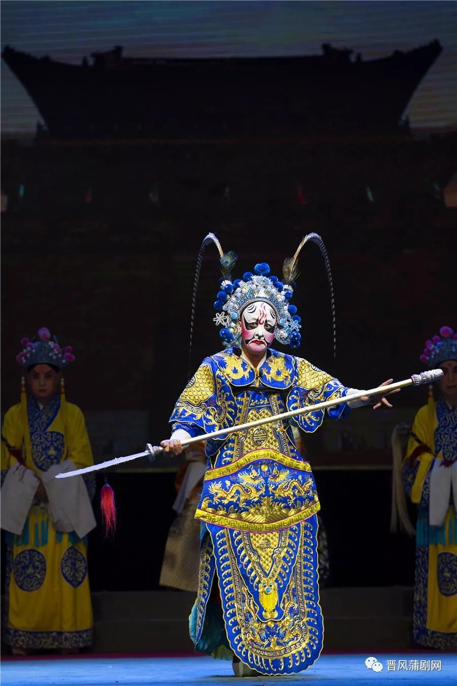 杨家巾帼威名扬——万荣县蒲剧团《穆桂英挂帅》观感