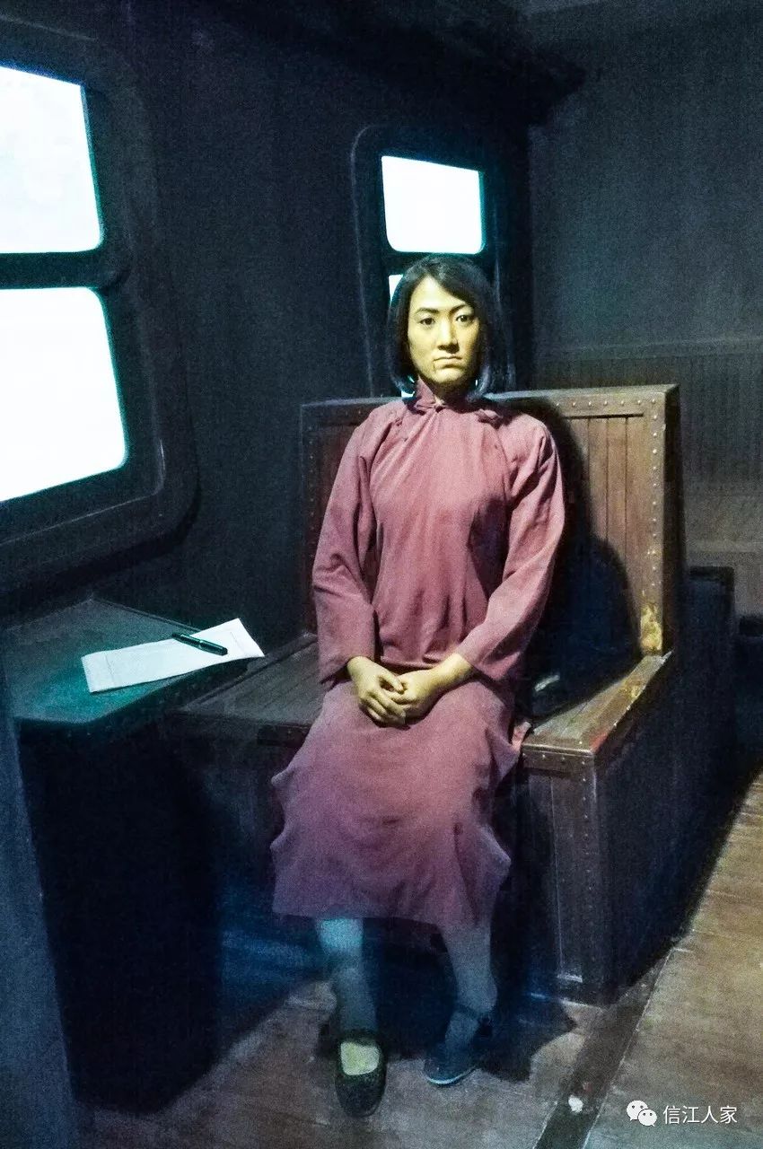 赵一曼与宁儿合影赵一曼(1905—1936)曾任东北人民革命军第三军第二团