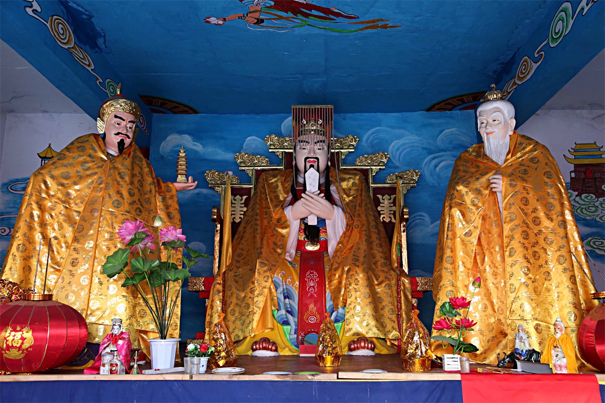 原创龙门山上的千年密宗古刹——洛阳广化寺
