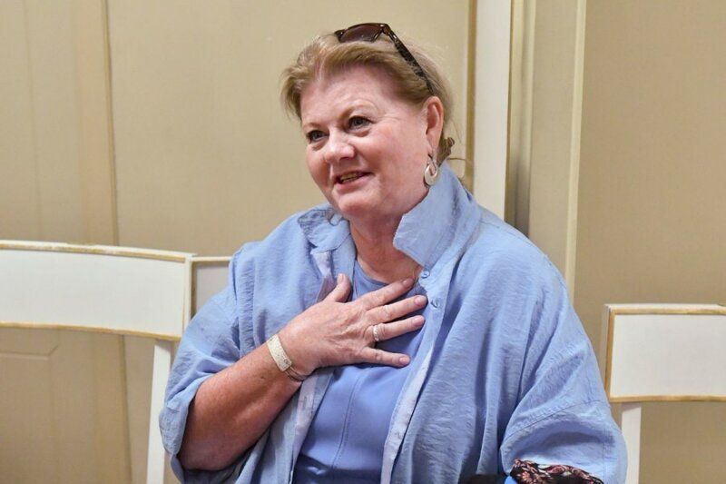 《莫斯科不相信眼泪》40年后,美女变大妈变得有点怕_电影