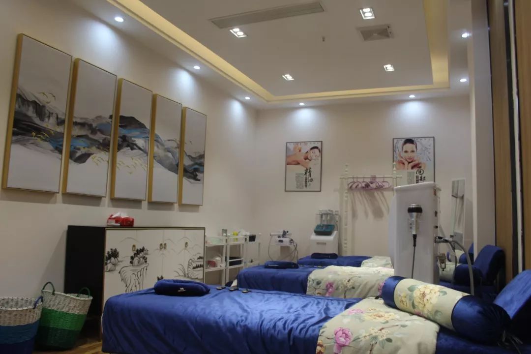 健康瘦身 ★围美辣妈,主打减肥,脱离传统减肥方式,主要通过调理来