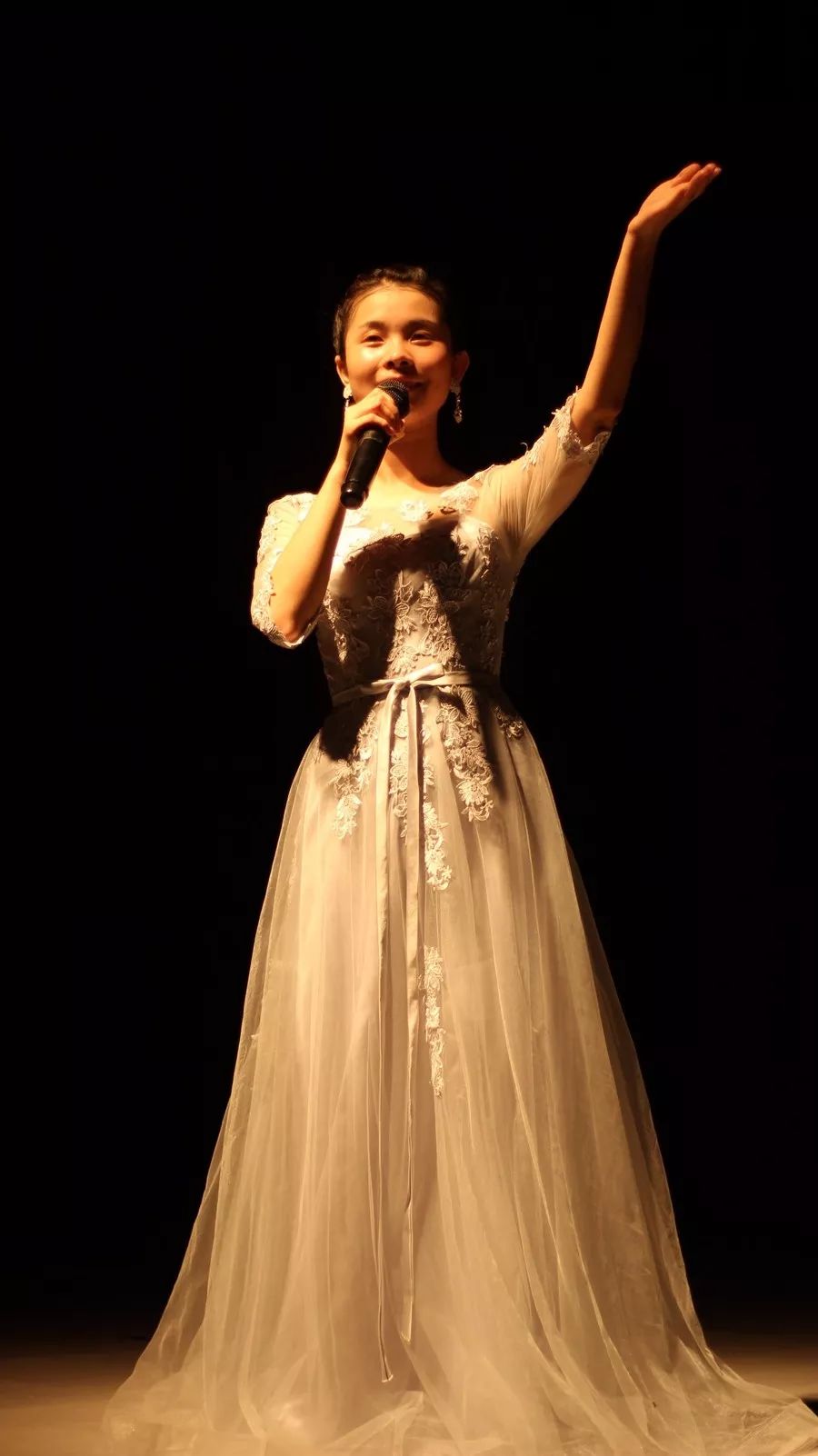 退伍后,她用45天考上了北大研究生_陈嘉莹