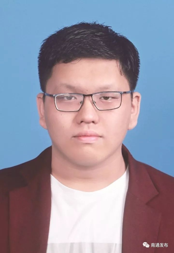 主要辅导老师:陈亚松● 学校:南通市实验小学● 项目名称:《vex-iq