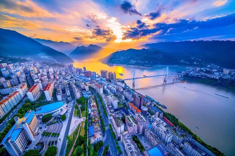 中国摄影家协会会员谭德魁航拍巴东新面貌