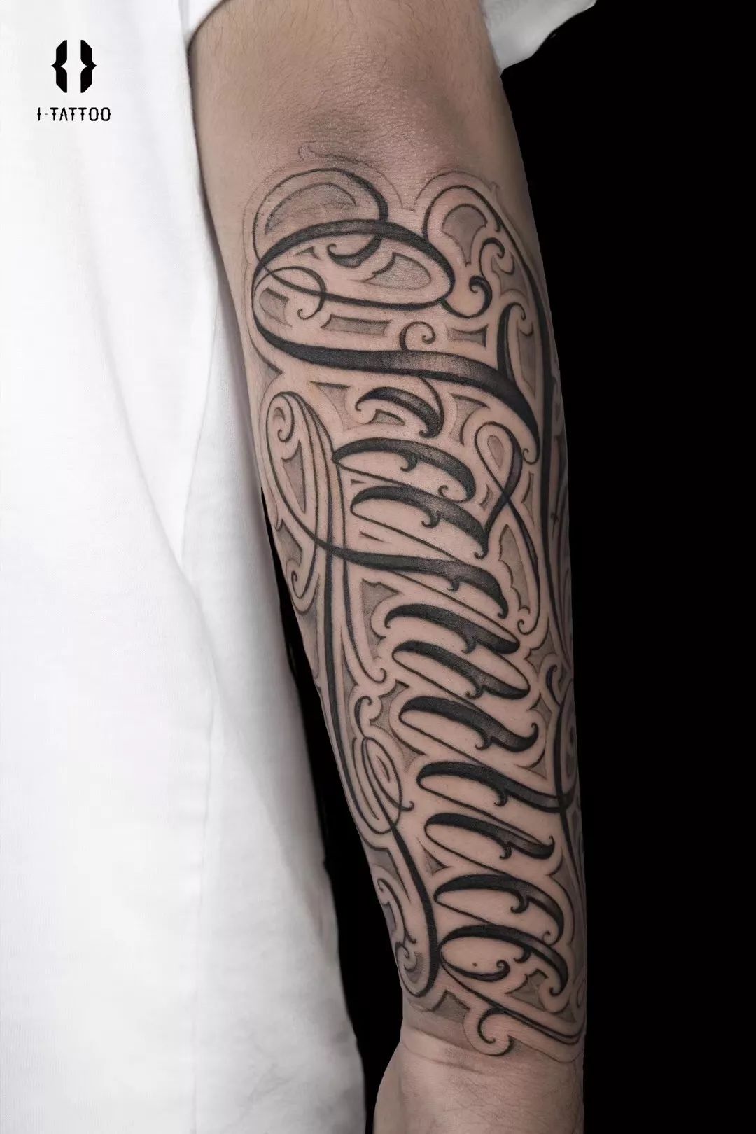 itattoo 作品○ rt作品源自于哥特字体