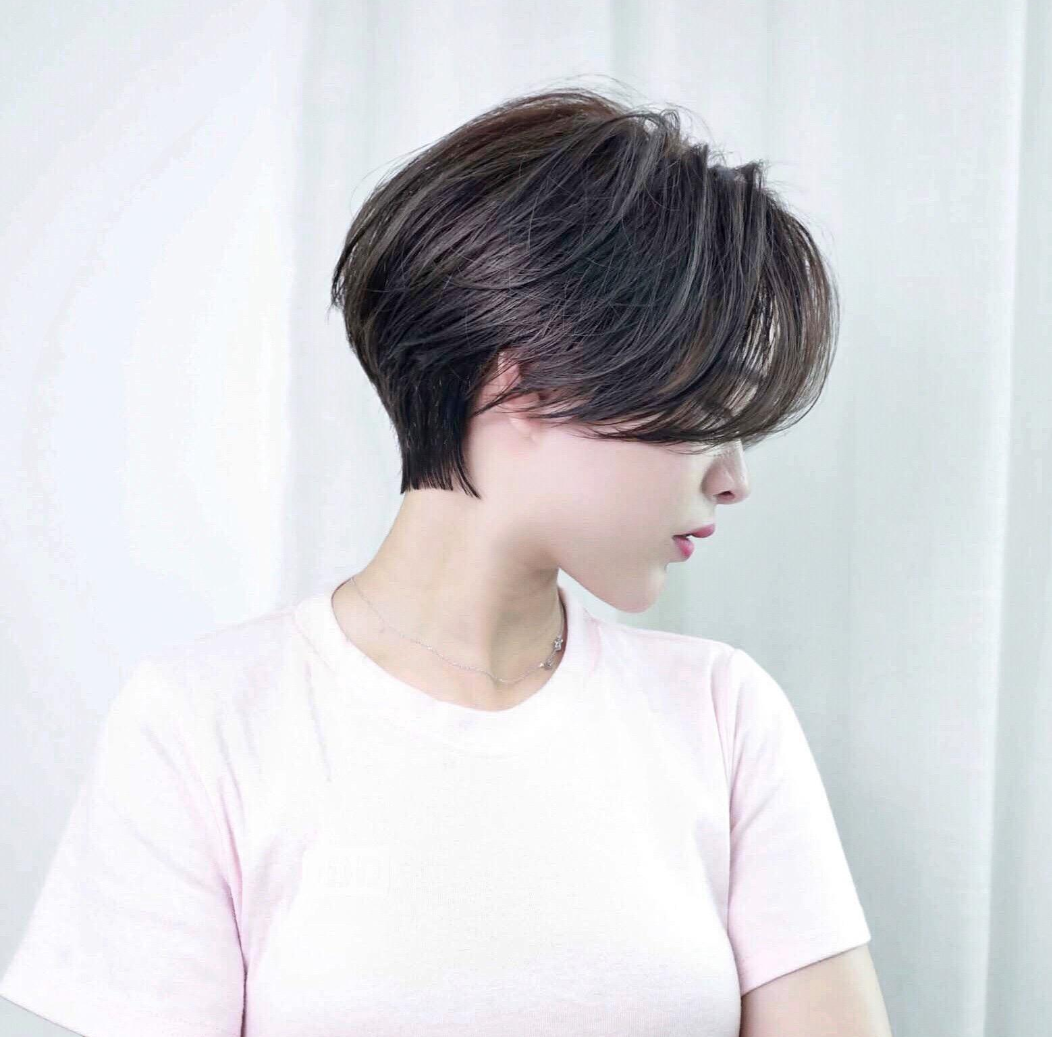 法式刘海,半头烫,精致短发,修颜瘦脸显气质,全都特别火_发型