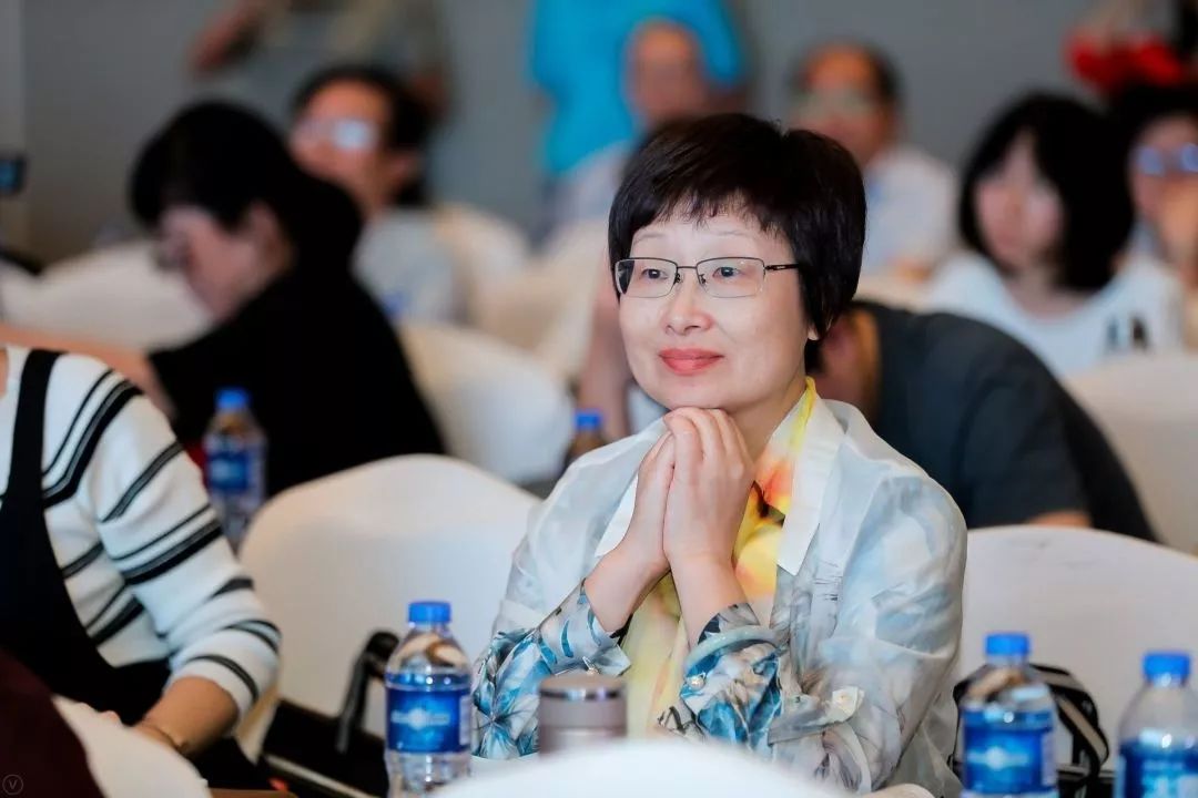 中南林业科技大学物流与交通学院院长,物流教指委委员庞燕发表演讲