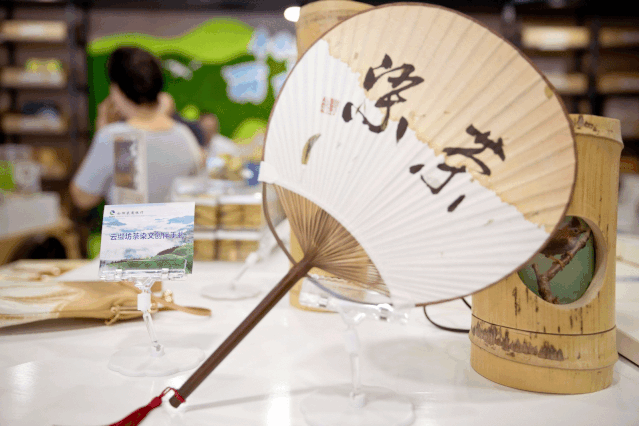 639_426gif 动态图 动图