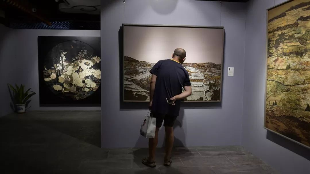 剥开大漆的壳探寻更多可能青年漆艺创作扶植计划入围展