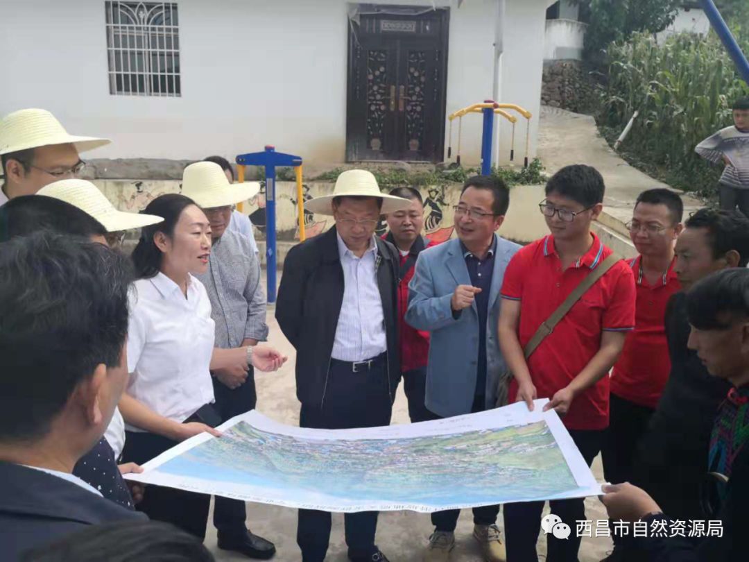 四川省自然资源厅孙建军厅长调研西昌市洛古波乡俄池格则村滑坡监测点