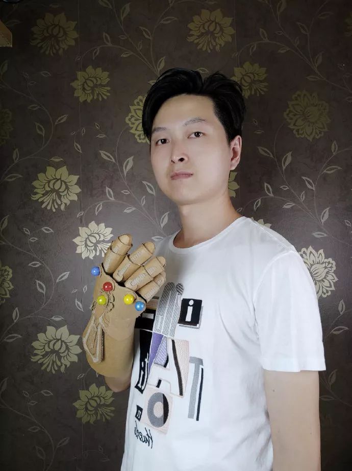 "虽然买的玩具更省力,更耐造给女儿制作出一个又一个心仪的玩具张帅用