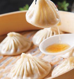 猪肉灌汤包做法超简单皮薄汁浓详细做法都教你个个都流汁