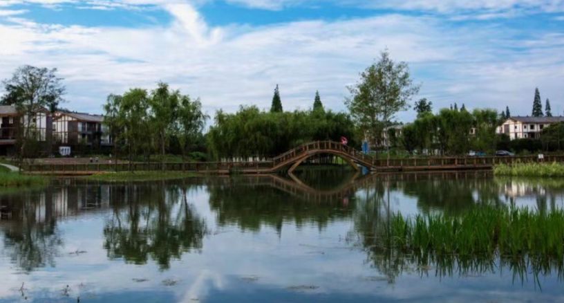 "幸福田园"位于温江区万春镇幸福村,地处国家级生态示范区核心区,通过