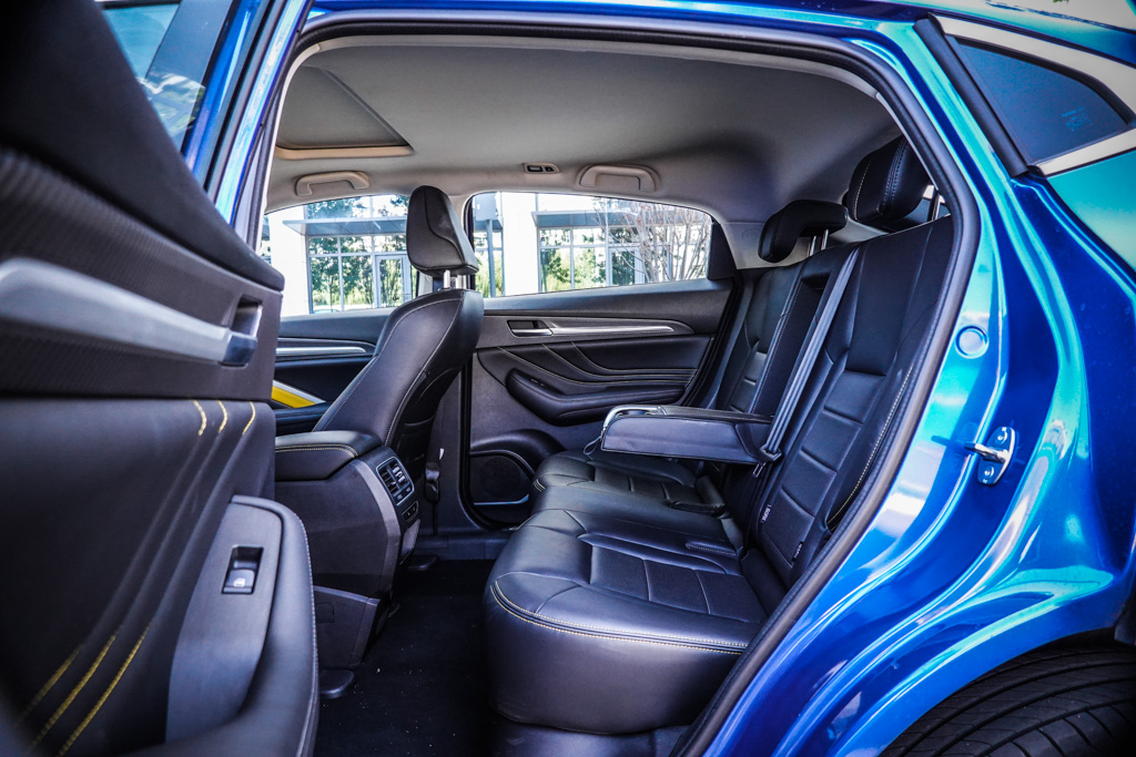 「试驾」信仰的延伸 哈弗f7x极智运动版2.0t