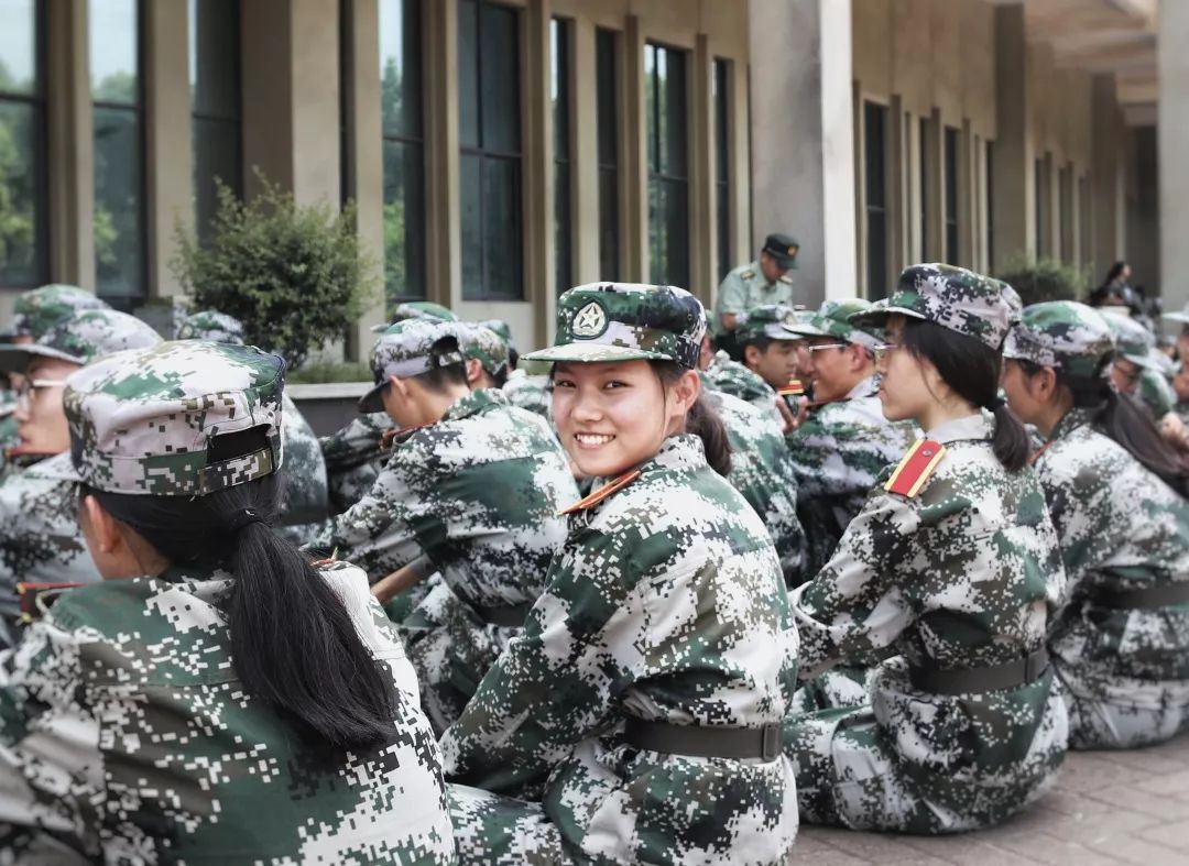 中南大学2019军训一年好景君须记