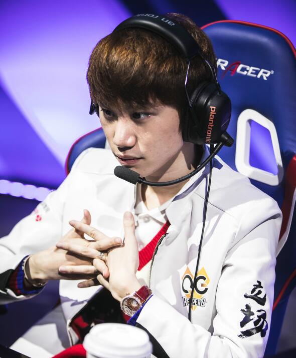 潘森不再是doinb的招牌,faker神级操作,闪现接大招惊呆全场!