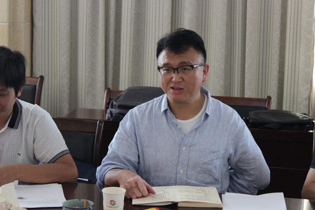 抓统筹强落实加快推进我市优化营商环境工作