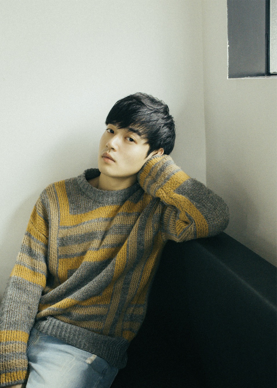 赵文龙新剧《青柠男女》今日开播 变身"戏精小奶狗"狂撒狗粮