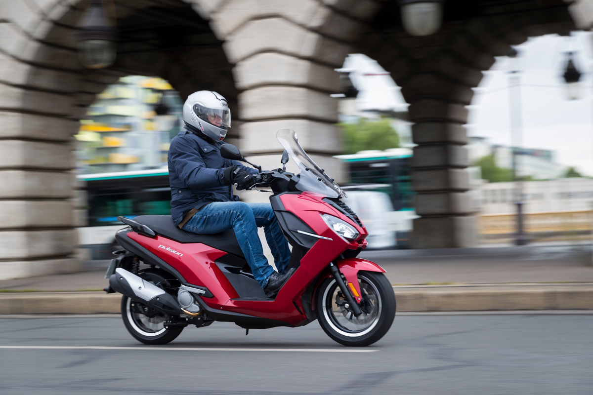 法系车不受欢迎,法系摩托车会逆转么?3万多的标致踏板了解一下