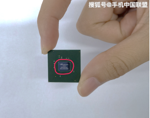 原创搭载t972芯片支持8k视频解码小米全面屏电视pro明天发布