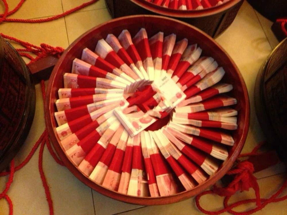 30万彩礼谈崩举报男友天价彩礼毁了多少好姻缘