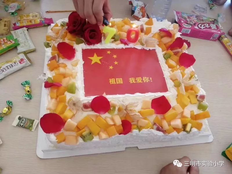 社会实践传承红色基因争做时代新人