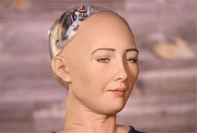 那个叫做索菲亚放言要毁灭人类的机器人如今咋样了