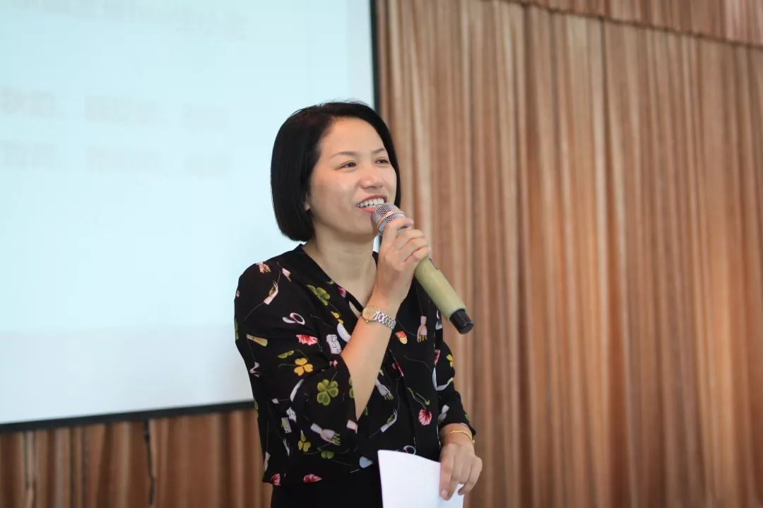 最后,景二家长学校校长周莉老师做了致辞,她对本次建团立制培训,全景