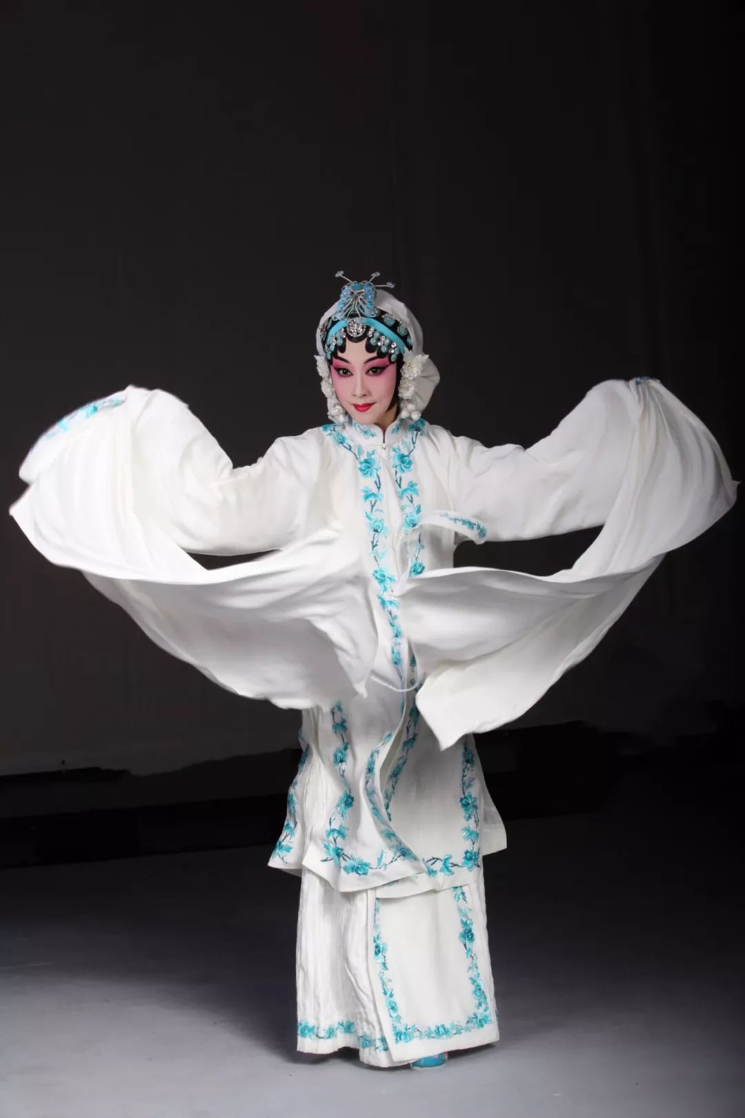 27 19:15中国大戏院150分钟组台演出迎国庆京剧名家演唱会2019-09-29