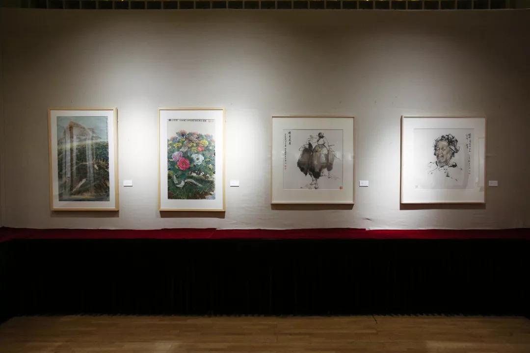 上海觉群书画院笔墨颂中华书画展顺利开幕