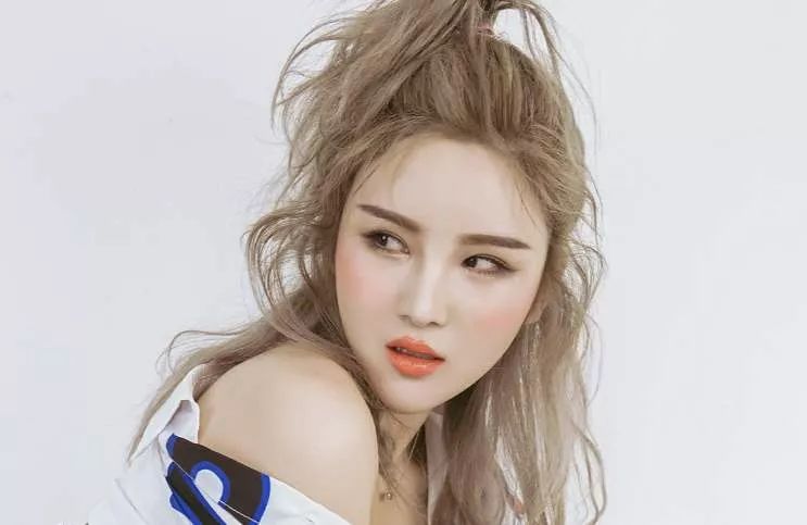 携"礼"而来!_许佳慧