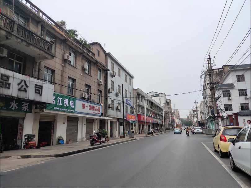 我的名字叫建华回忆童年,老黄州的繁华景象在她心中不可磨灭;享受生活