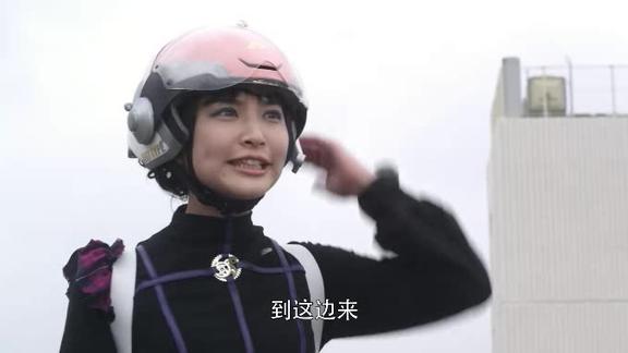 罗布奥特曼金古桥是宇宙人制造的机器人防守能力100分