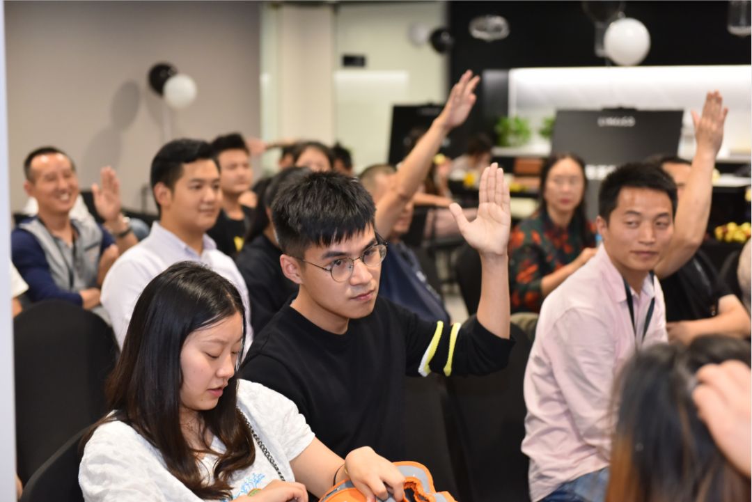 互动问答车友们积极参与其中