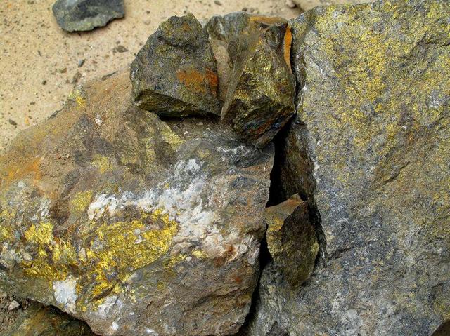 乌干达欲重新开发kilembe铜矿 28家企业对此感兴趣_中国