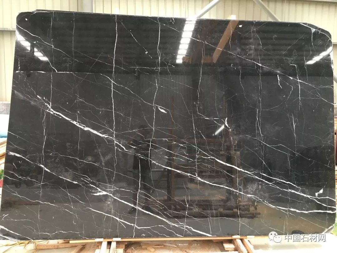 金镶玉黑底低调内敛又暗含气度现代黑色家居风首选石材