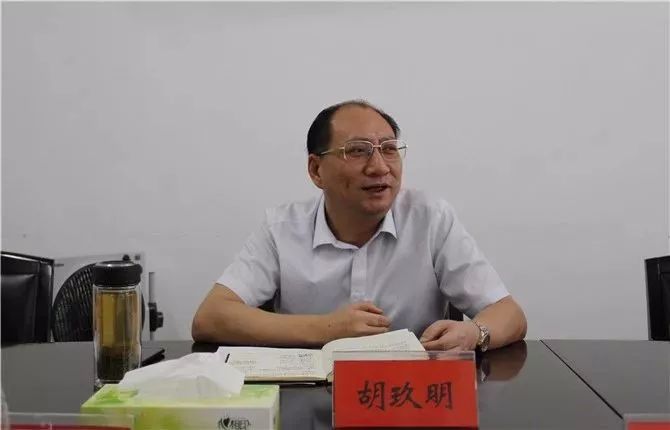 这位市委书记拟晋升,曾批下属回答问题"离题万里,令人生气"_胡玖明