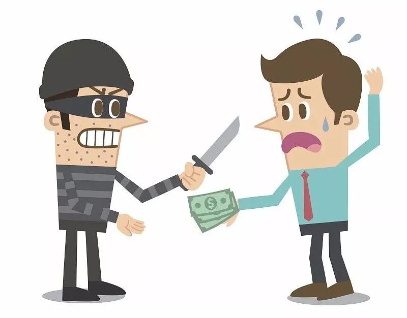 惊险女子atm机取款遭男子持刀抢劫惊声尖叫后教科书式自救获网友怒赞