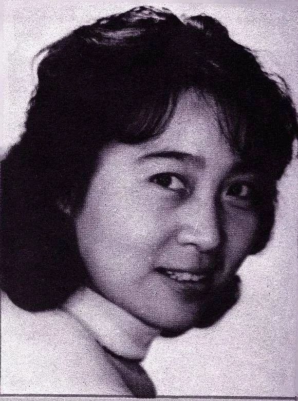 73岁老戏骨施建岚因出演天云山传奇而走红如今风采依旧