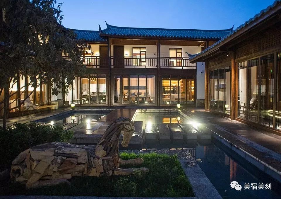 丽江古风木屋锁住一春好时光