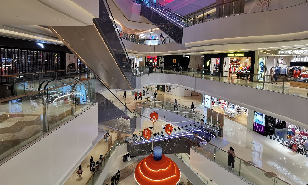 光明首个一站式大型购物中心开业,这个片区价值进一步凸显