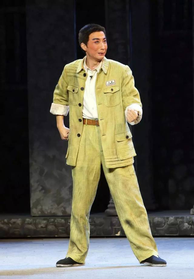 主演剧照两个月的紧张排练中,张保平,吴国华,张爱珍,郭孝明四位主演和