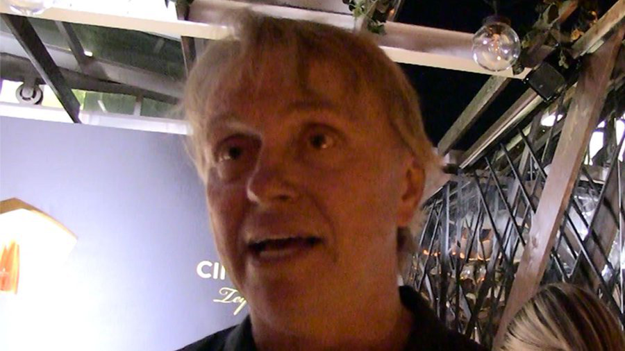 雄鹿老板:我们肯定会与扬尼斯续约,球队表现将非常出色